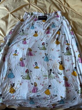 Milk Snob Multi Use Cover in Disney Princess